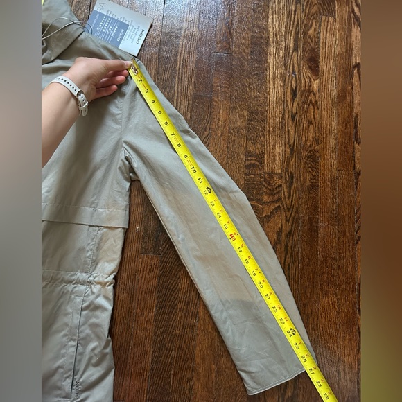 Geox Respira Water Repellant Windbreaker - Picture 15 of 16